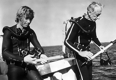 John-Denver-With-Jacques-Cousteau-800x550.jpg