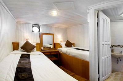 Cheng-Ho-twin-cabin.jpg