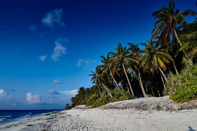 Fuvahmulah_beach.jpg