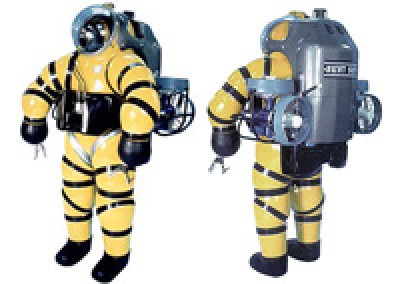 1182481181_070621_one_atmosphere_suit.jpg