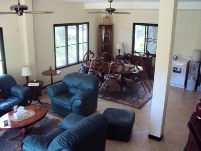 Diningliving room.jpg