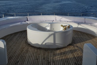 jacuzi.jpg