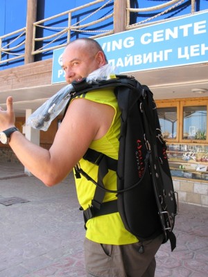 Hollis sidemount.jpg