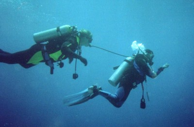 friends underwater.jpg