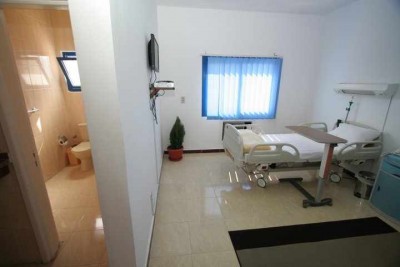 hosp.jpg