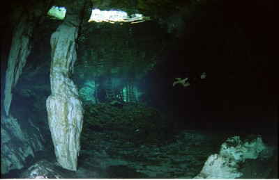 cave-029.jpg