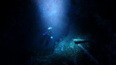Samara cave Movie small.jpg