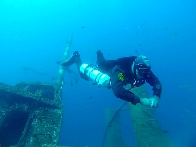 Wreck2.jpg