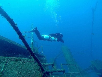 Wreck1.jpg