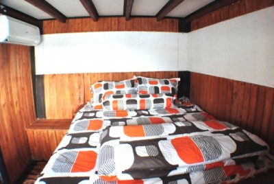 Cabin_aircondition_pilow_blanket .jpeg