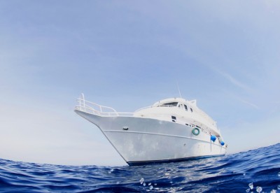 Scuba-Academy-Panorama-Divers-Boat 1.jpg