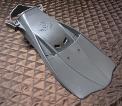 JET FIN REVO silver.jpg