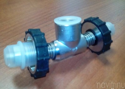 513638_f_484_manifold-troinik-dlya-sparki-auer-4075-818.jpg