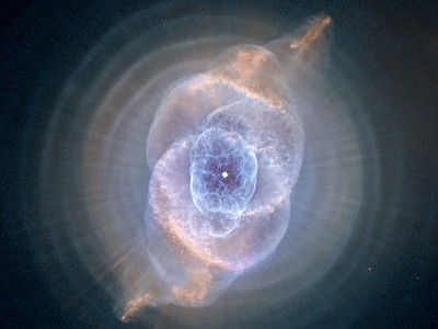 13-05-07-catseye2_hst.jpg