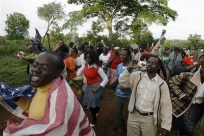 capt_a6486d7138b34c518a8731271ae392df_kenya_obma_election_lmd107.jpg